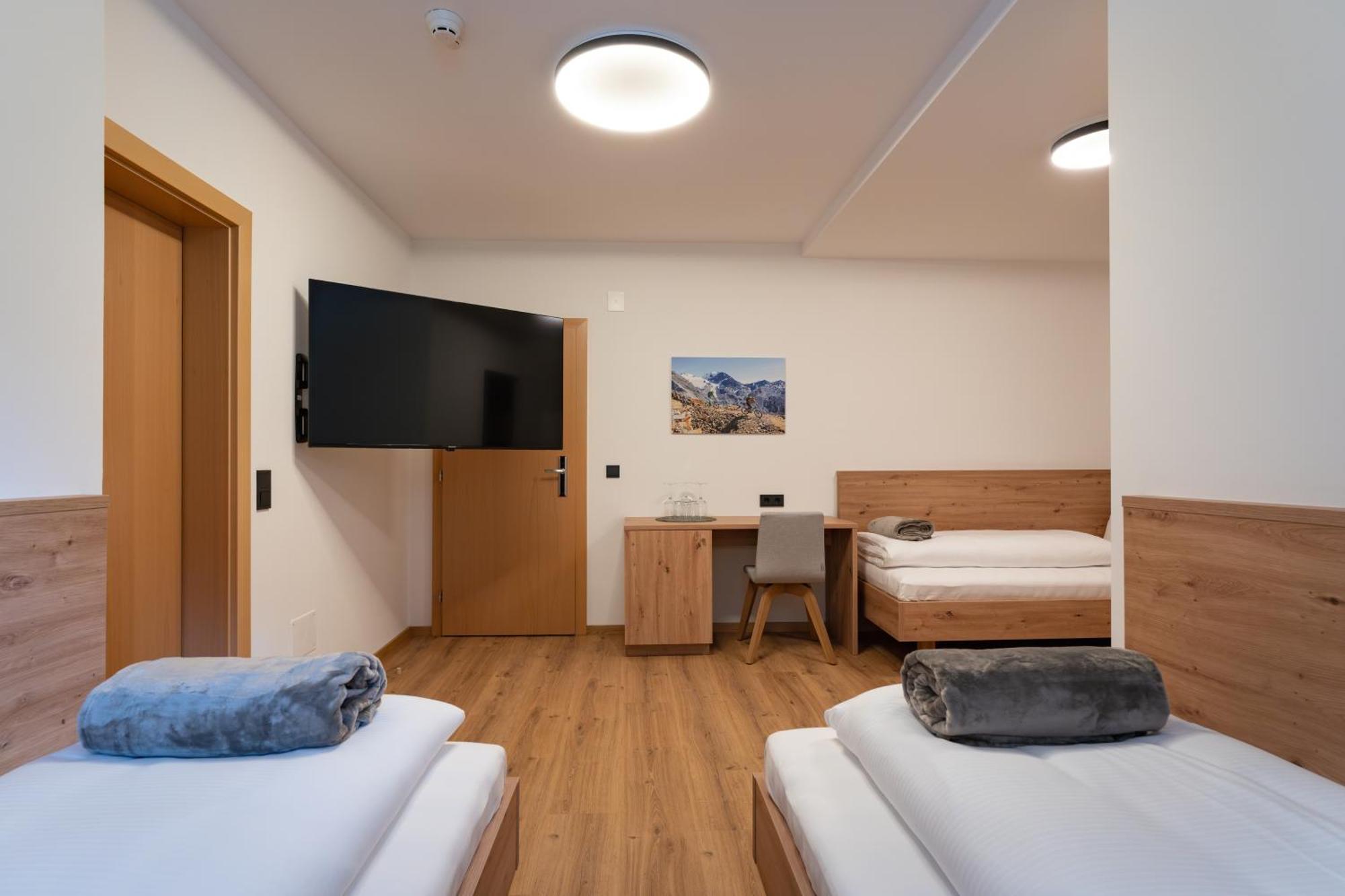 Self Service Hotel Schnalser Hof Naturns Luaran gambar
